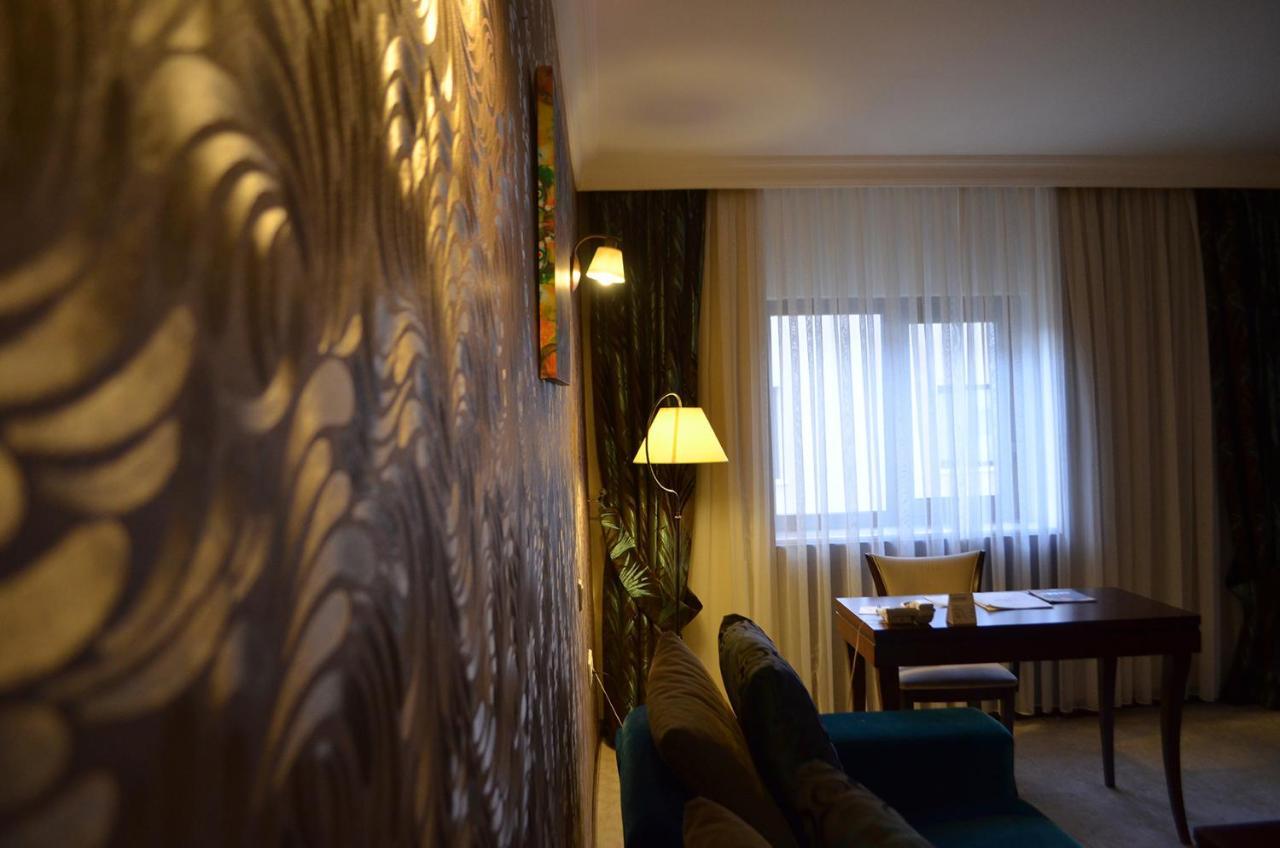 Asrin Park Hotel & Spa Convention Center Ankara Esterno foto
